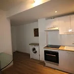 Cannes Conseil Immo, Pedestrian Street Balcony Hoche area -Odon-