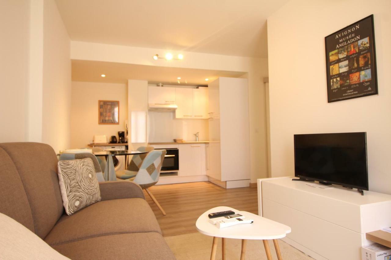 Appartement Conseil Immo, Pedestrian Street Balcony Hoche Area -odon- Cannes